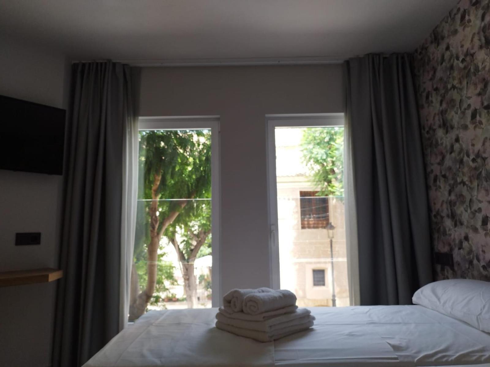 Plaza Rooms Totana Extérieur photo